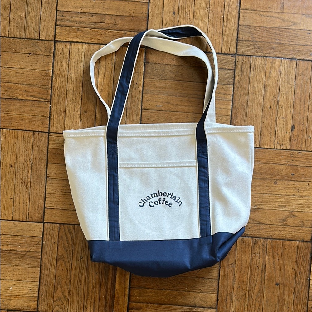 Chamberlain Coffee Navy Everywhere Tote